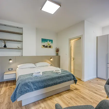 Ladavac Bed & Breakfast 4*